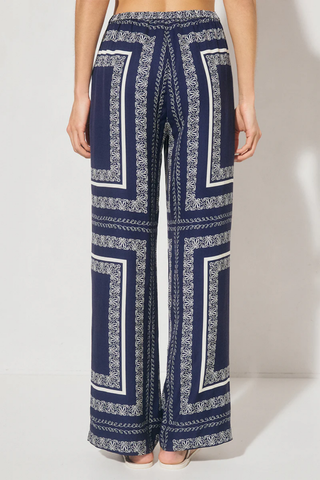 Serafina Pant