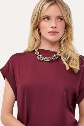 T-Shirt Roll Up Sleeve Satin